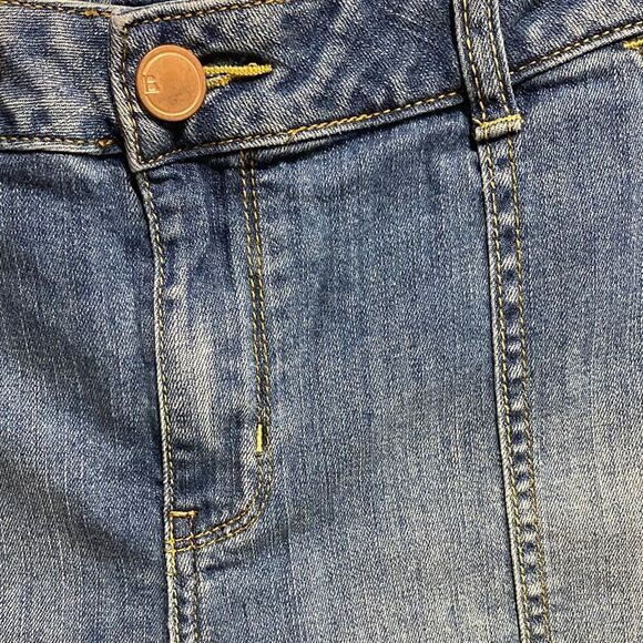 Lane Bryant Denim Cargo Shorts Size 18 Short – Raw Hem Utility‎ Jean Shorts - Picture 5 of 13